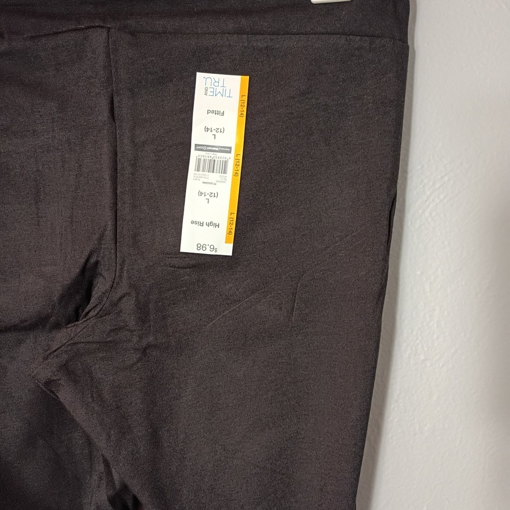 Time and Tru High Rise Curvy Jeans Womens 16 Skinny Black‎ Stretch Core Denim - Picture 6 of 11